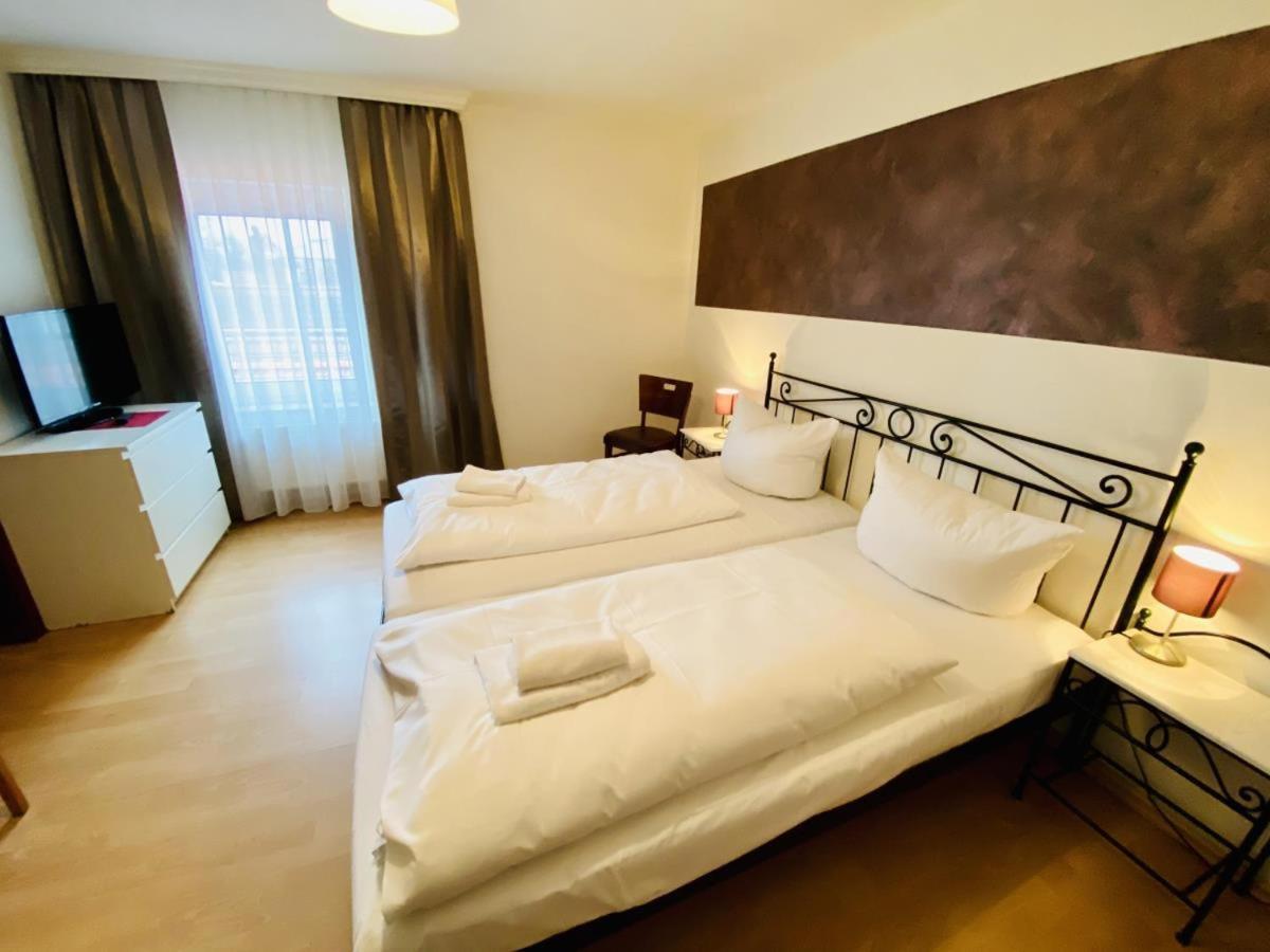 Doppelzimmer Brunch, Direkt Am Alten Strom Rostock Buitenkant foto